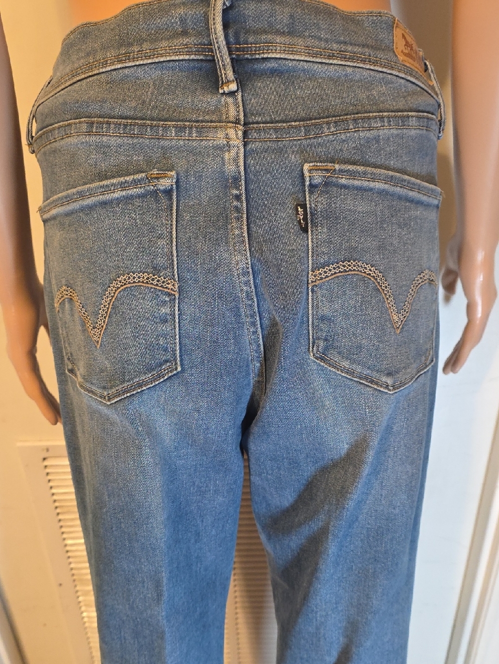 Levi’s 512 Rare Black Tab  Perfectly Slimming Jeans Women’s  W 30" L 30" - Picture 16 of 16